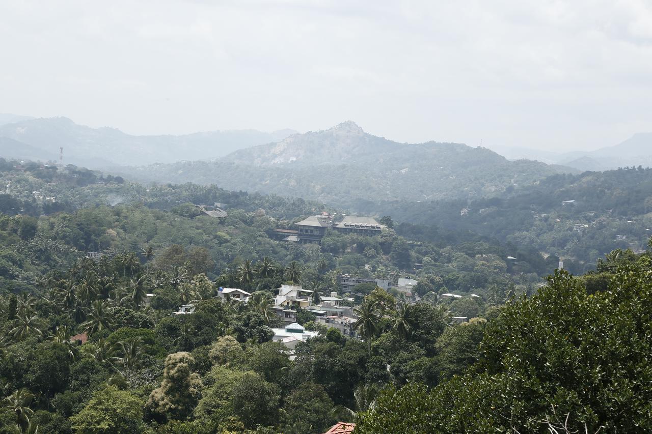 Cirute' Talwatte, Kandy Exterior foto